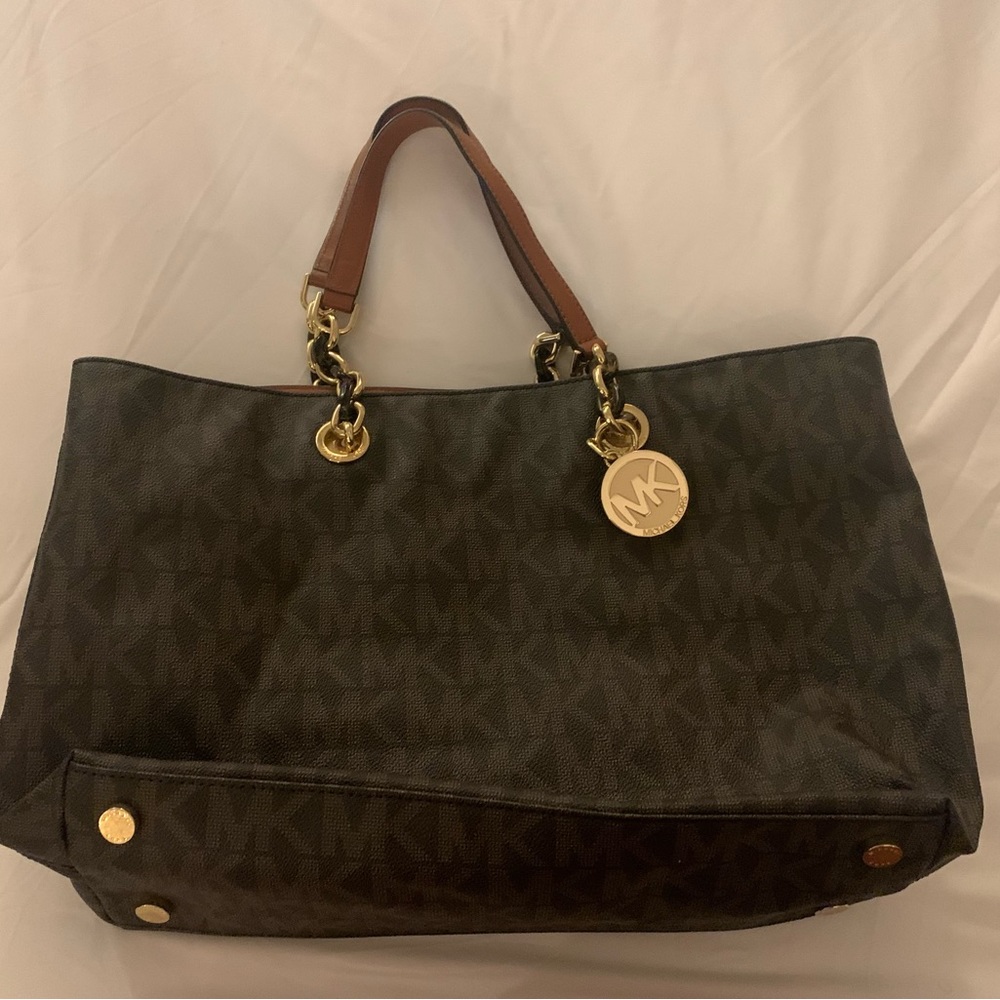 Brown Michael Kors logo bag